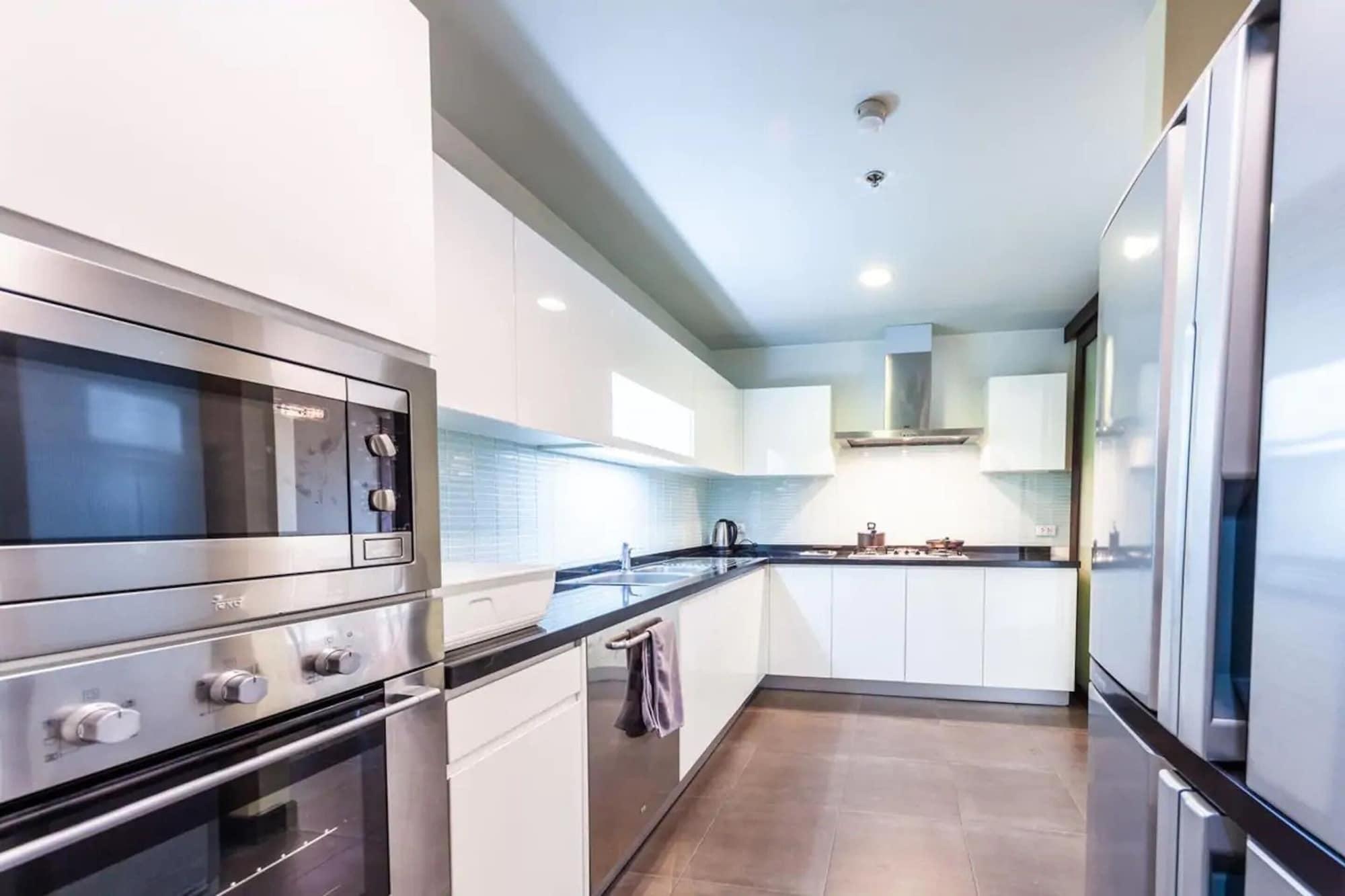 Double Trees Residence Бангкок Экстерьер фото